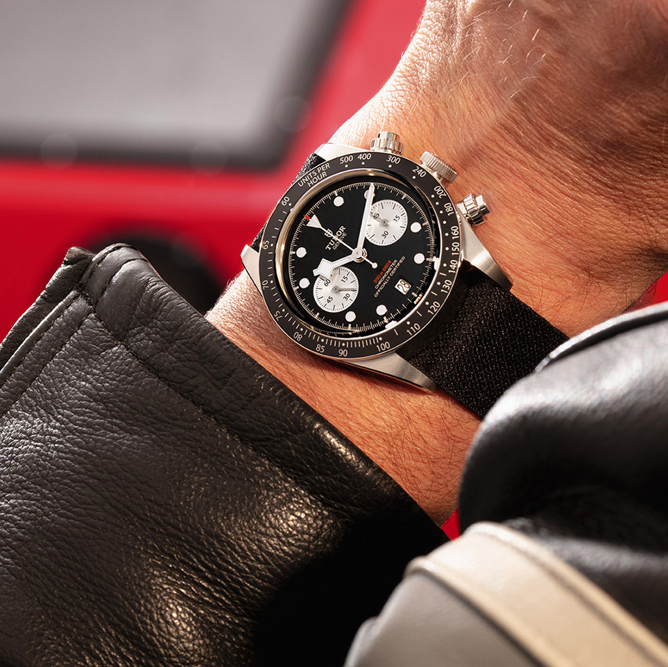tudor bb chrono column 3