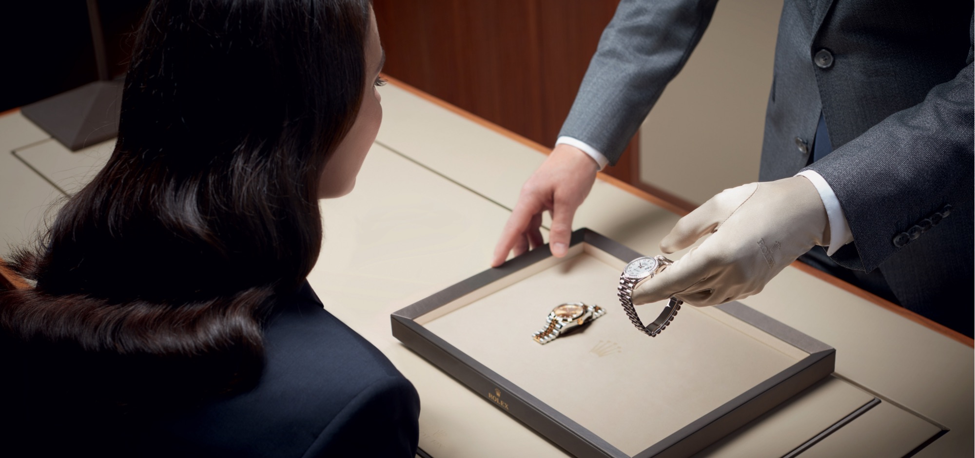 rolex-servicing-xxxxx_7214_shoot_shop_geneva_retail_campaign_client_vendeur_pub_25_03_2019_sm_iso_01-landscape Passing Rolex Watches - Chang Ein Hong