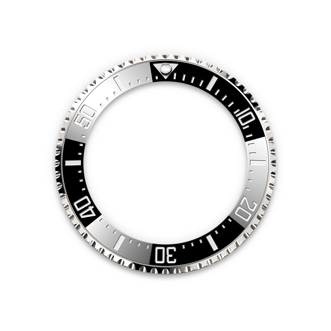 Ceramic Bezel and Luminescent Display - Chang Ein Hong