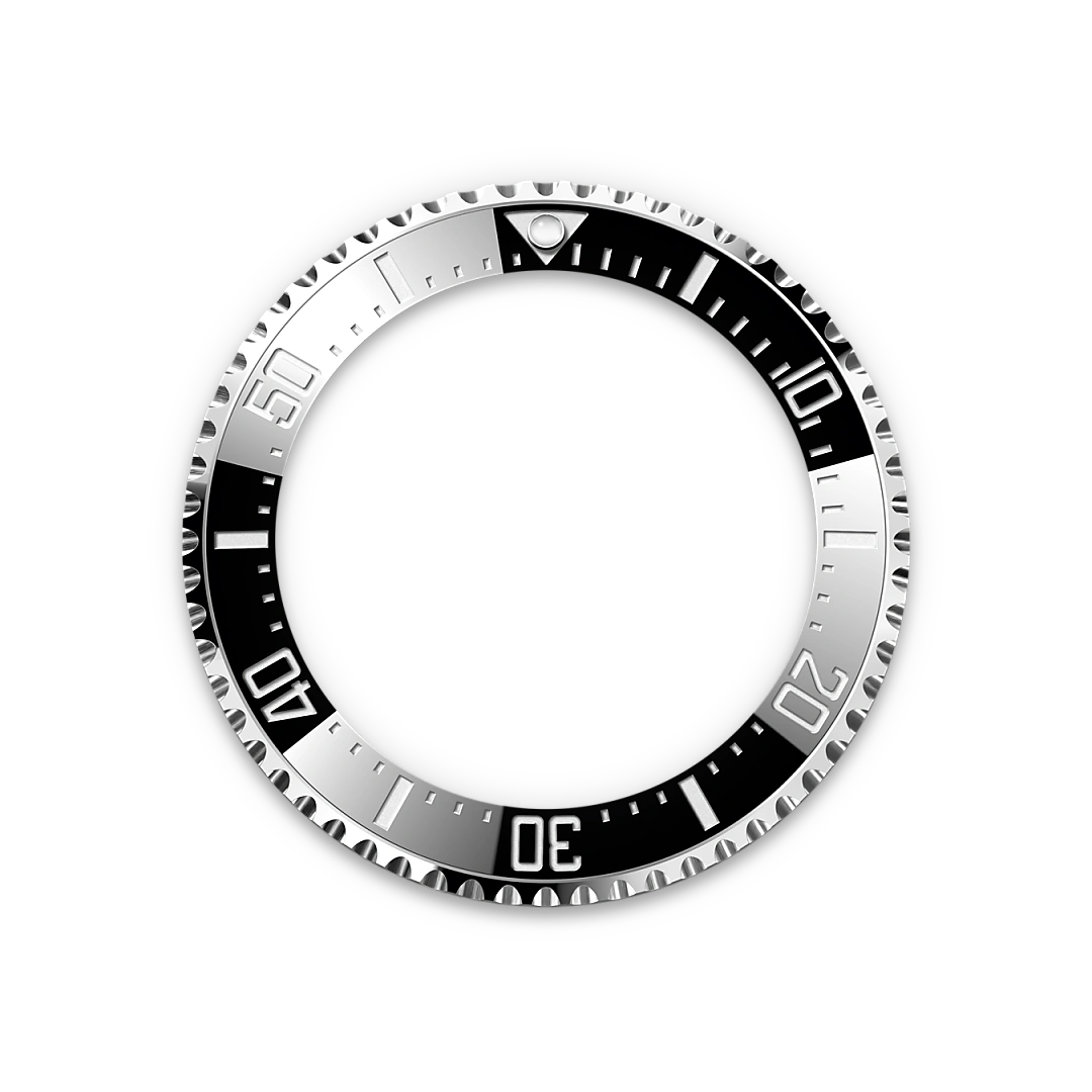 Ceramic Bezel and Luminescent Display - Chang Ein Hong