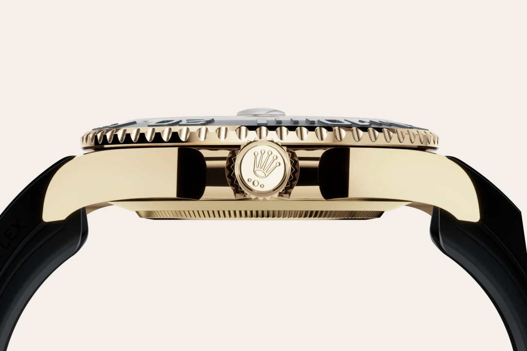 18 ct yellow gold - Chang Ein Hong