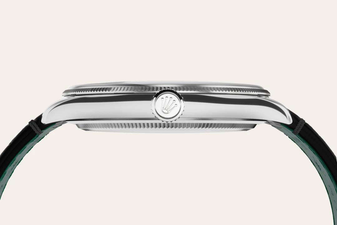 18 ct white gold - Chang Ein Hong