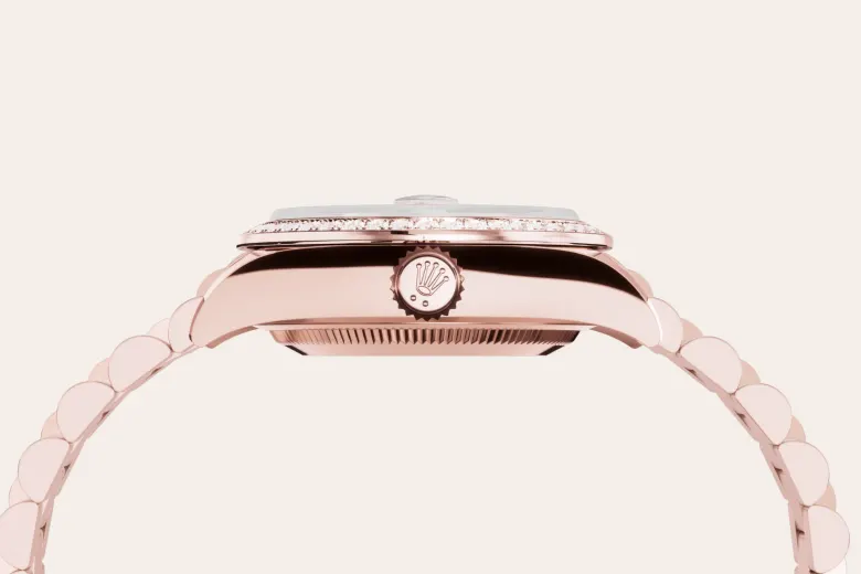 18 ct Everose gold - Chang Ein Hong