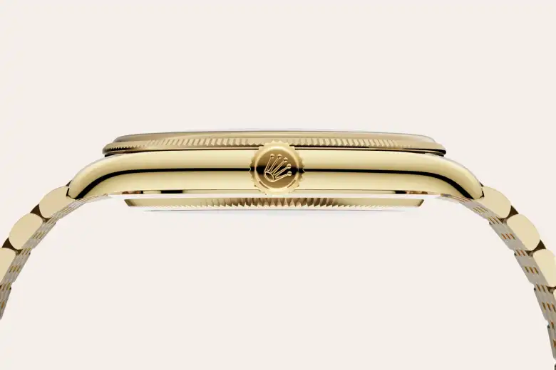 18 ct yellow gold - Chang Ein Hong