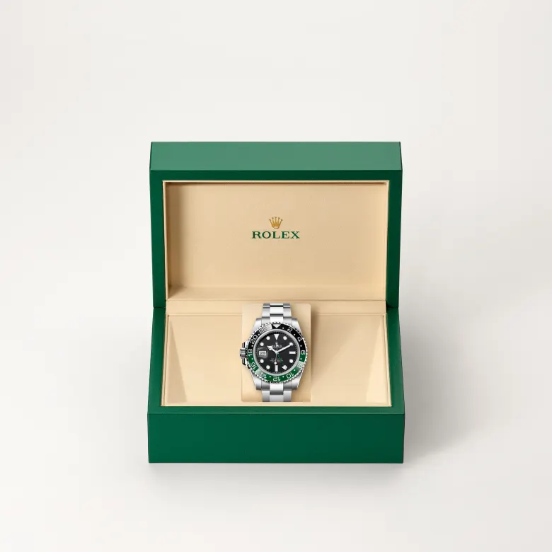 The The Rolex GMT-Master II in Oystersteel in the Rolex presentation box. - Chang Ein Hong