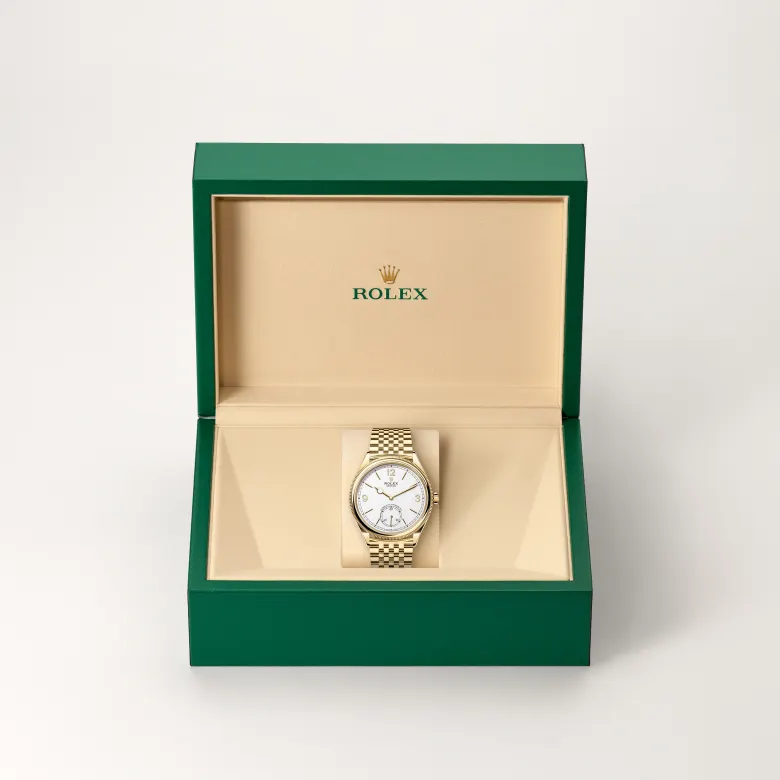 The The Rolex 1908 in 18 ct yellow gold, polished finish in the Rolex presentation box. - Chang Ein Hong