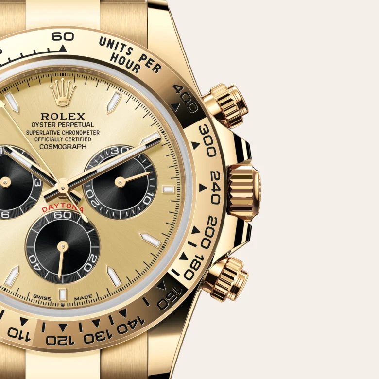 A close-up view of the The Rolex Cosmograph Daytona in yellow gold. - Chang Ein Hong