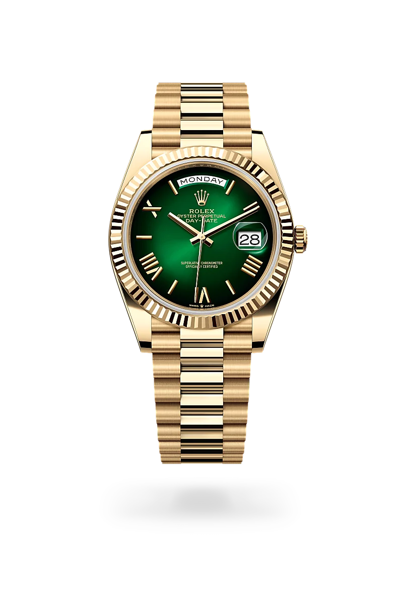 Rolex Day-Date 40 in 18 ct yellow gold with green ombré dial, Roman numeral hour markers, fluted yellow gold bezel and President bracelet - Chang Ein Hong